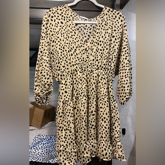 NWOT Pink Lily cheetah pattern dress - Picture 2 of 4